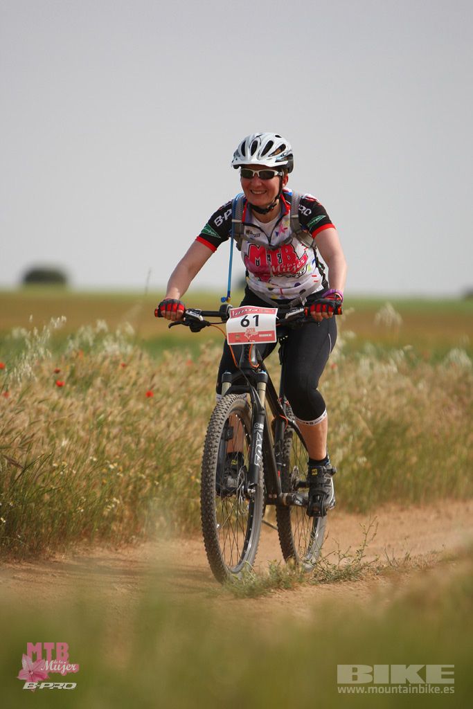 B-Pro MTB Mujer 2017 Galeria 1
