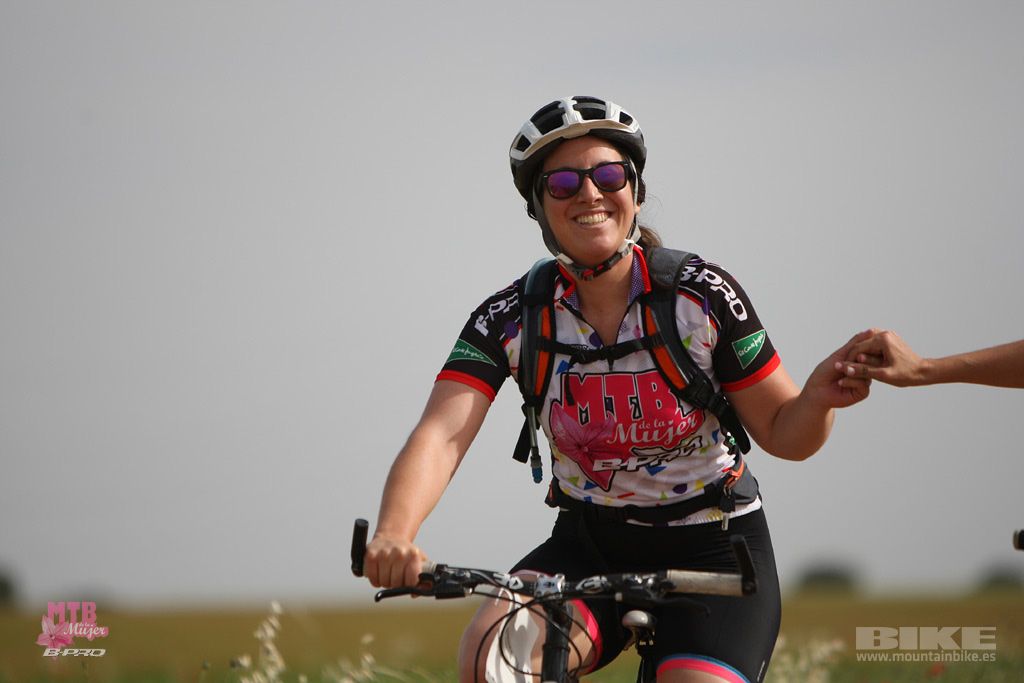 B-Pro MTB Mujer 2017 Galeria 1