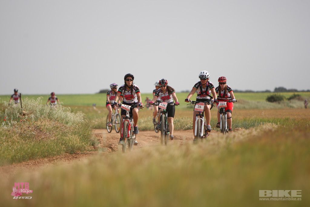 B-Pro MTB Mujer 2017 Galeria 1