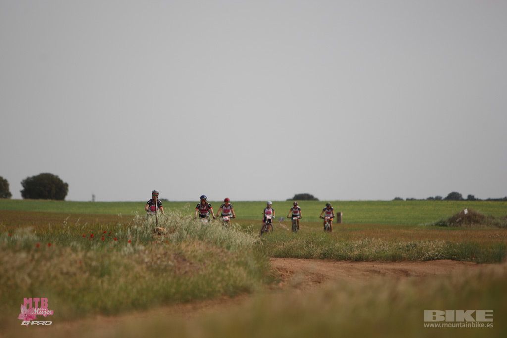 B-Pro MTB Mujer 2017 Galeria 1