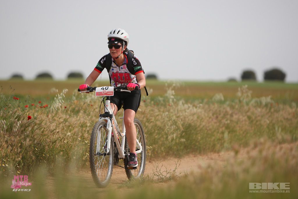 B-Pro MTB Mujer 2017 Galeria 1