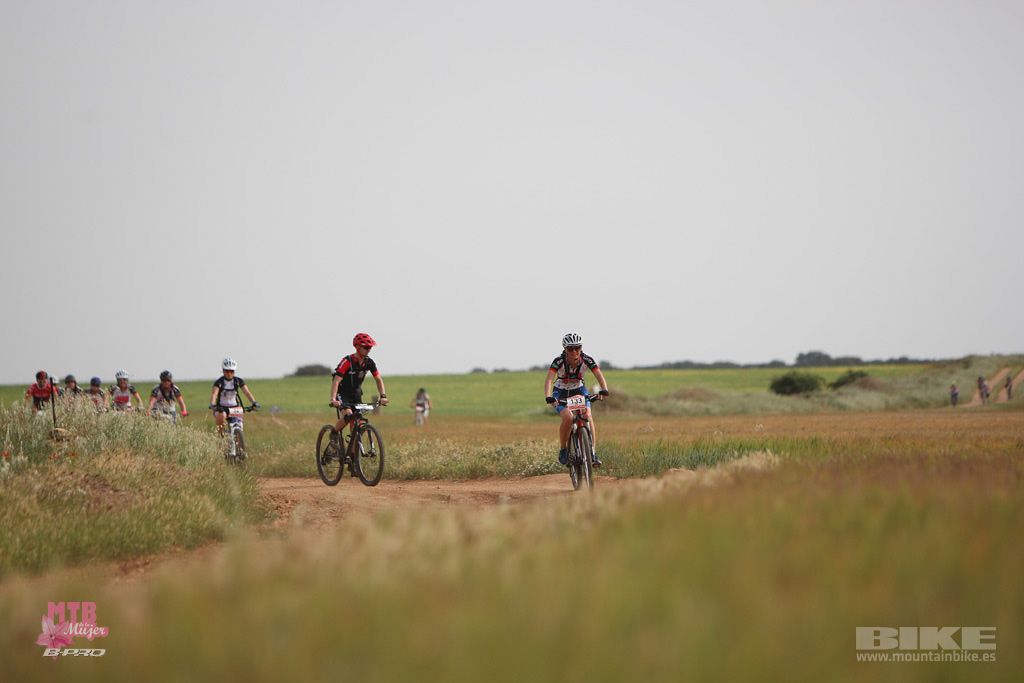 B-Pro MTB Mujer 2017 Galeria 1