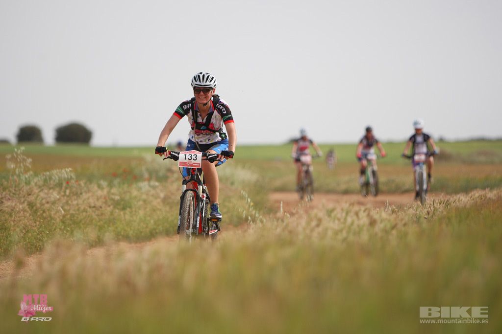 B-Pro MTB Mujer 2017 Galeria 1