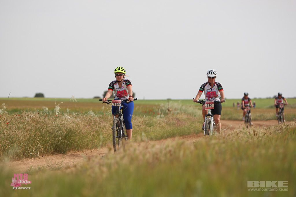 B-Pro MTB Mujer 2017 Galeria 1