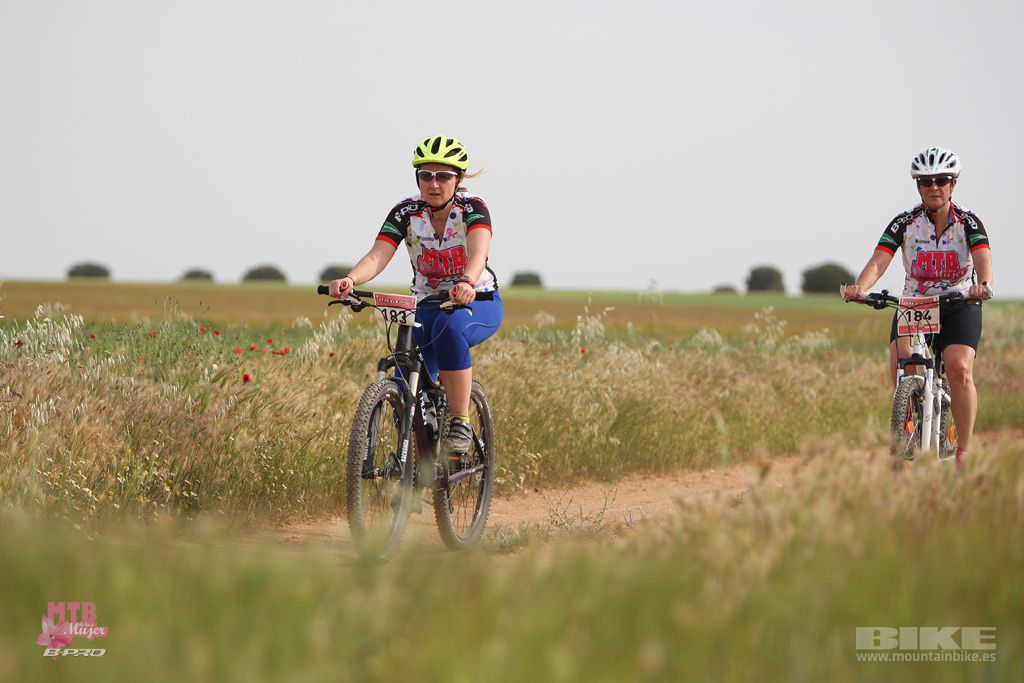 B-Pro MTB Mujer 2017 Galeria 1