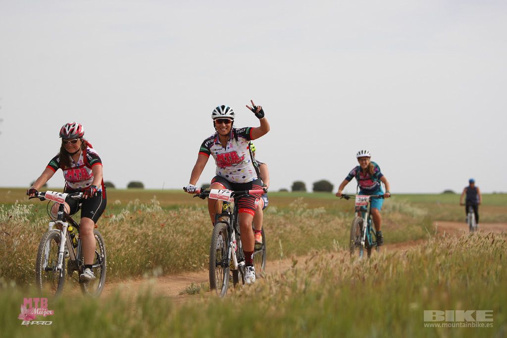 B-Pro MTB Mujer 2017 Galeria 1