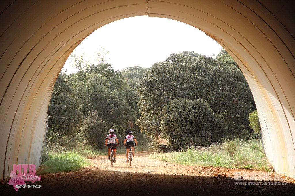 B-Pro MTB Mujer 2017. Galeria 3