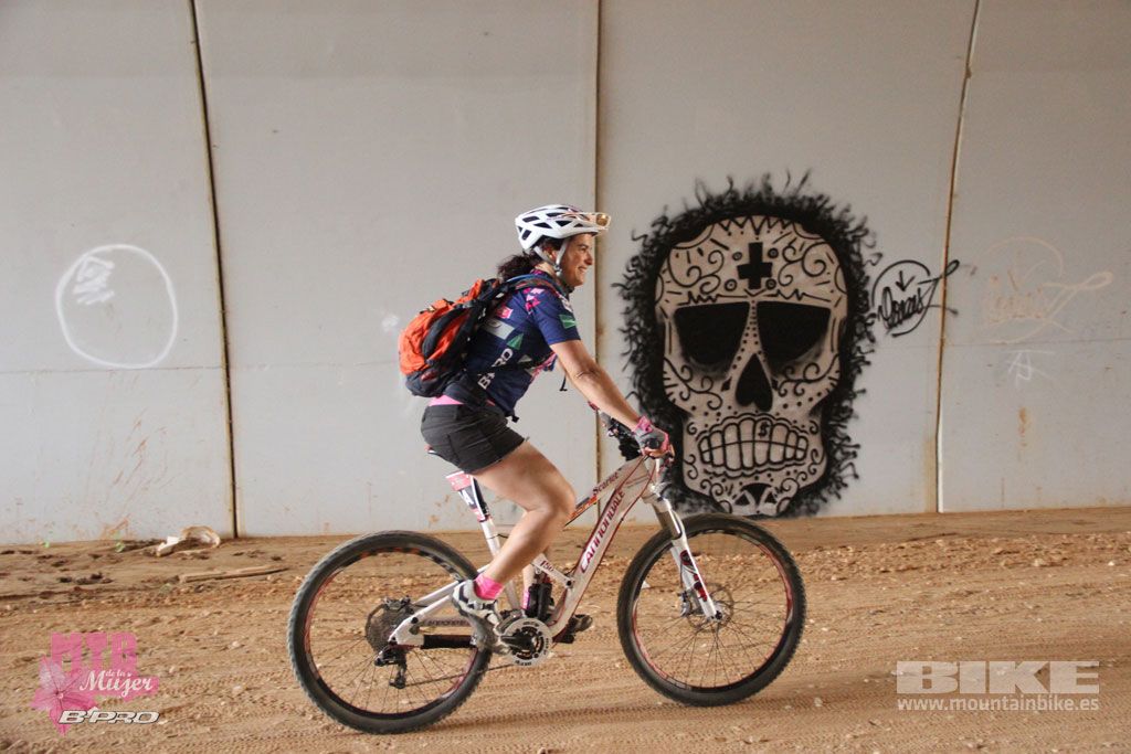 B-Pro MTB Mujer 2017. Galeria 3
