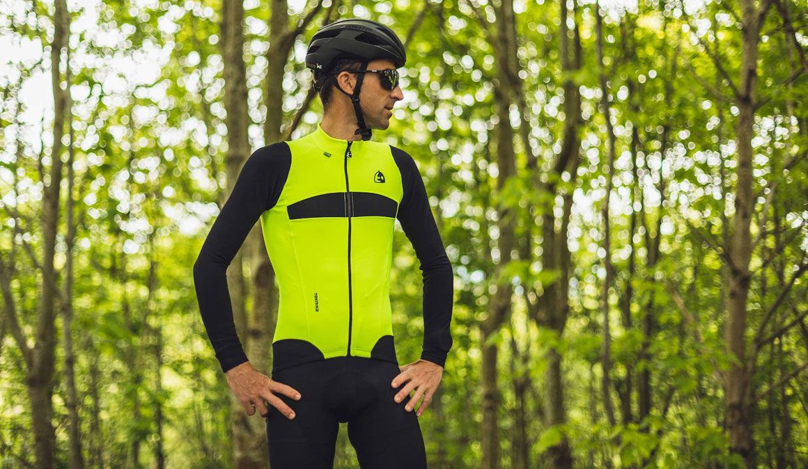 Teknika-BI, la chaqueta-maillot de Exeondo