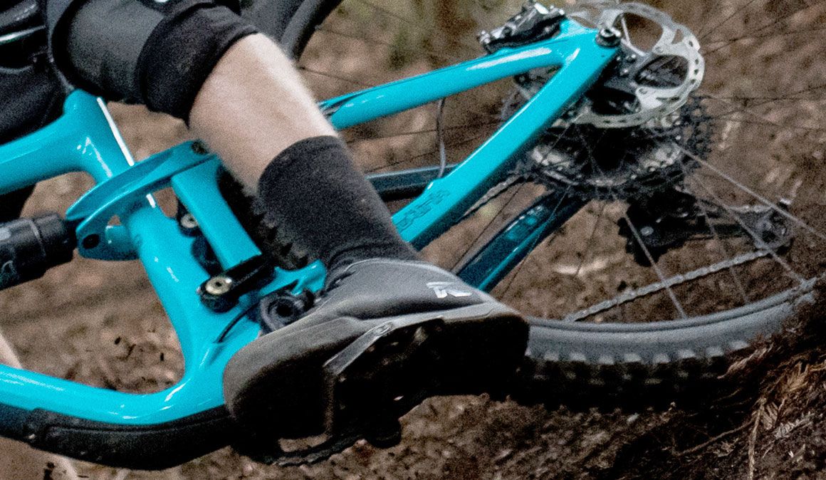 ¿Conoces la técnica de los talones bajos para los descensos con la bici?