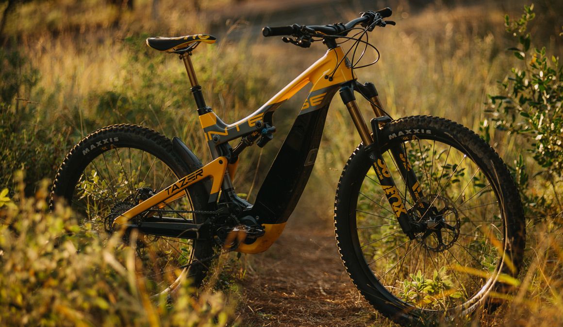 Intense Tazer: La historia de la primera e-MTB de Jeff Steber