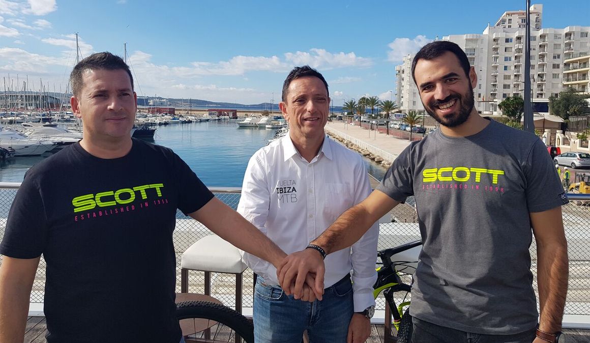 Scott se une a la Vuelta a Ibiza