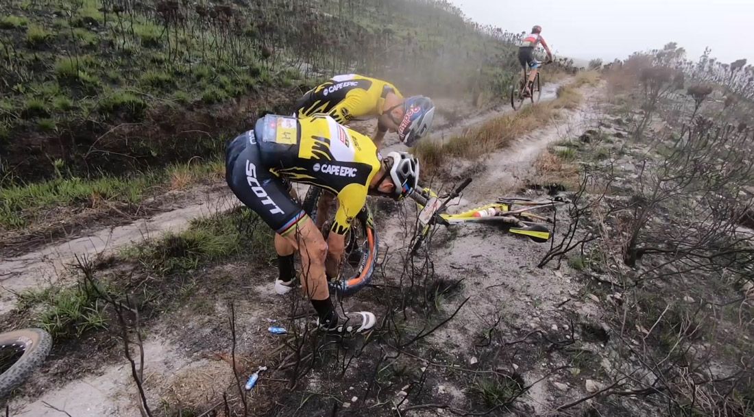 El equipo Scott SRAM celebrando la victoria en la Cape Epic 2019