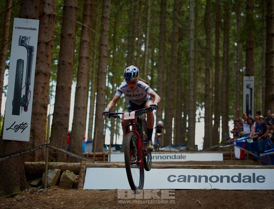 Nove Mesto 2019. Copa del Mundo. Carreras elite XCO GALERIA 3. 