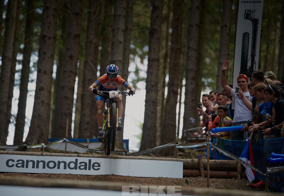 Nove Mesto 2019. Copa del Mundo. Carreras elite XCO GALERIA 3. 