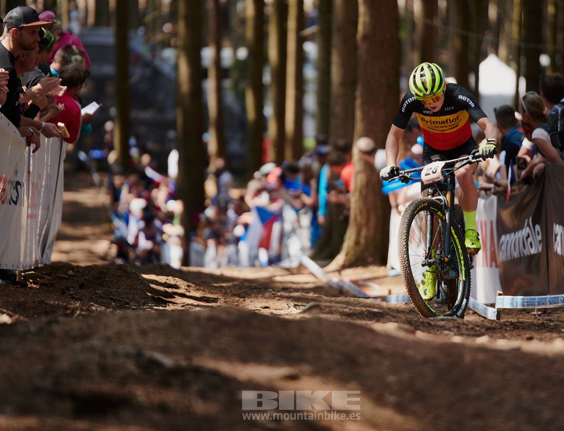 Nove Mesto 2019. Copa del Mundo. Carreras elite XCO GALERIA 3. 