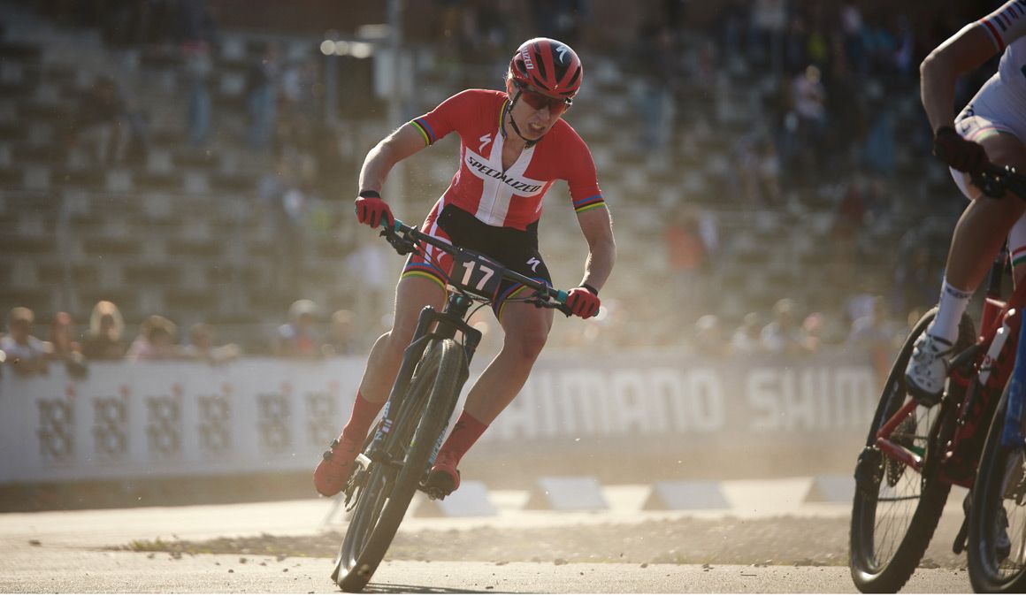 Annika Langvad en el short track de Nove Mesto
