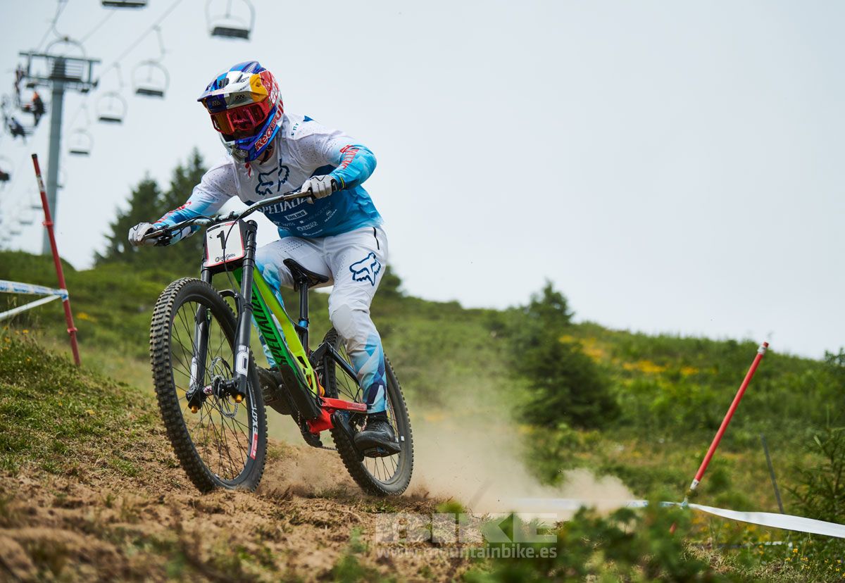 Copa del Mundo Les Gets 2019. Entrenamientos descenso. Galeria 2
