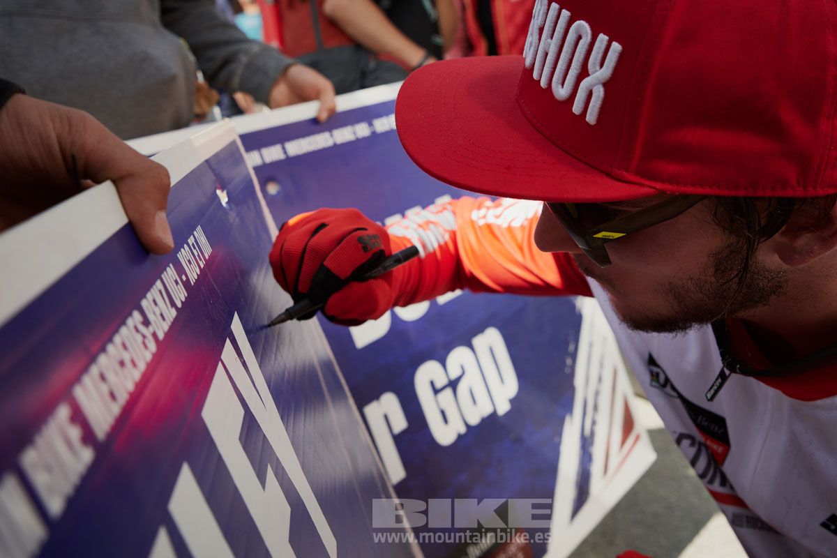 Copa del Mundo Les Gets 2019. Carrera DH. Galeria 1