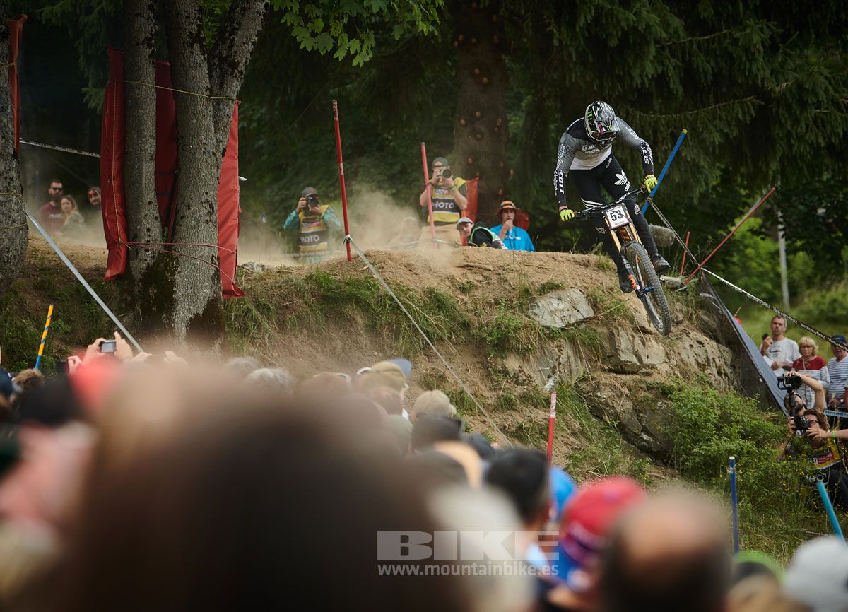 Copa del Mundo Les Gets 2019. Carrera DH. Galeria 1