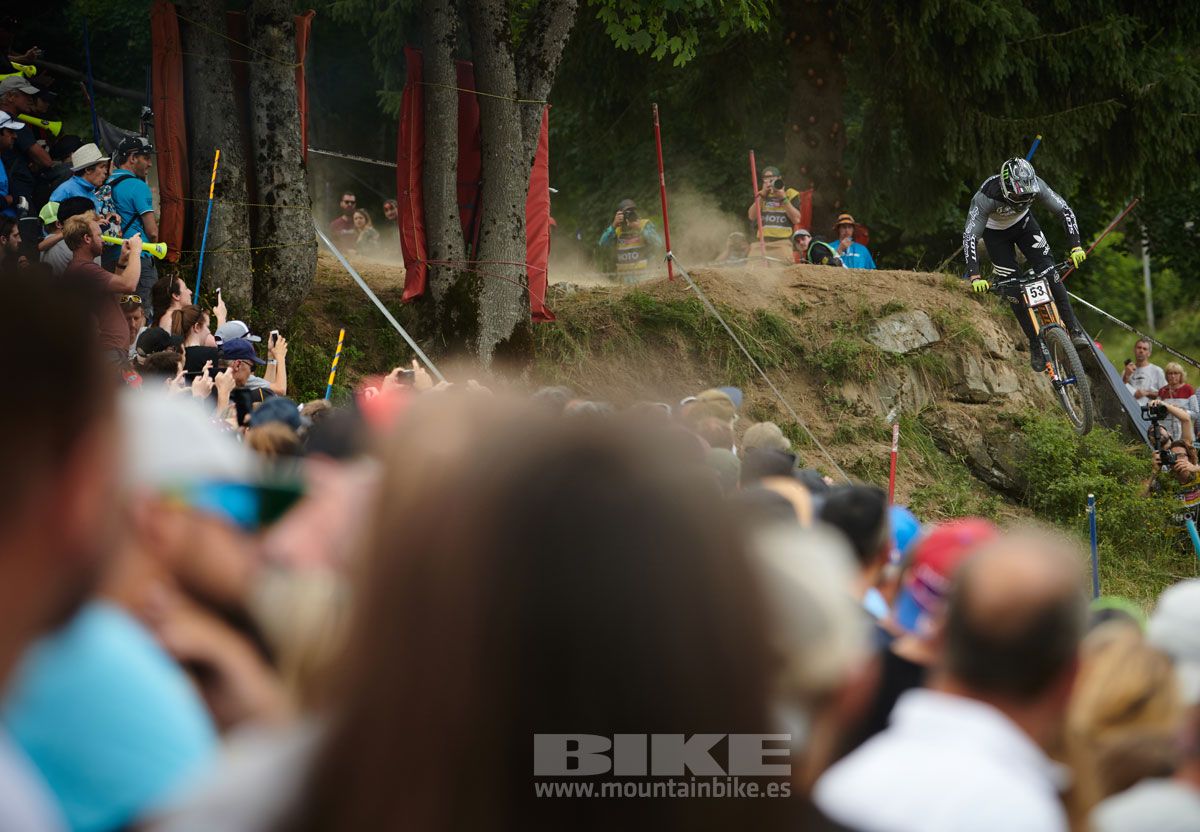 Copa del Mundo Les Gets 2019. Carrera DH. Galeria 1