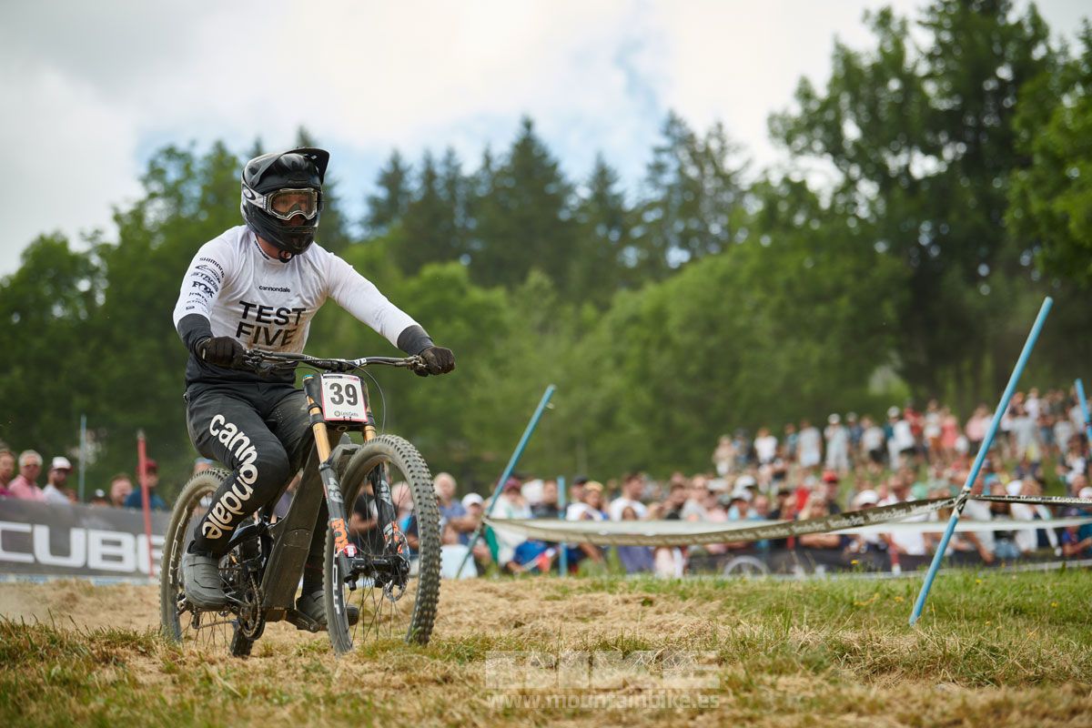 Copa del Mundo Les Gets 2019. Carrera DH. Galeria 1