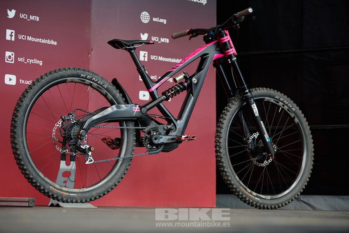 Copa del Mundo Les Gets 2019. Carrera DH. Galeria 2