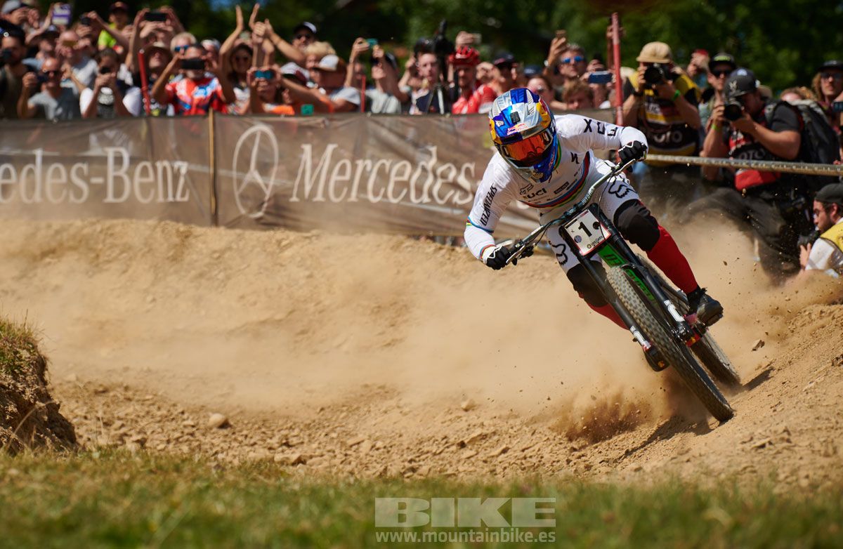 Copa del Mundo Les Gets 2019. Carrera DH. Galeria 2