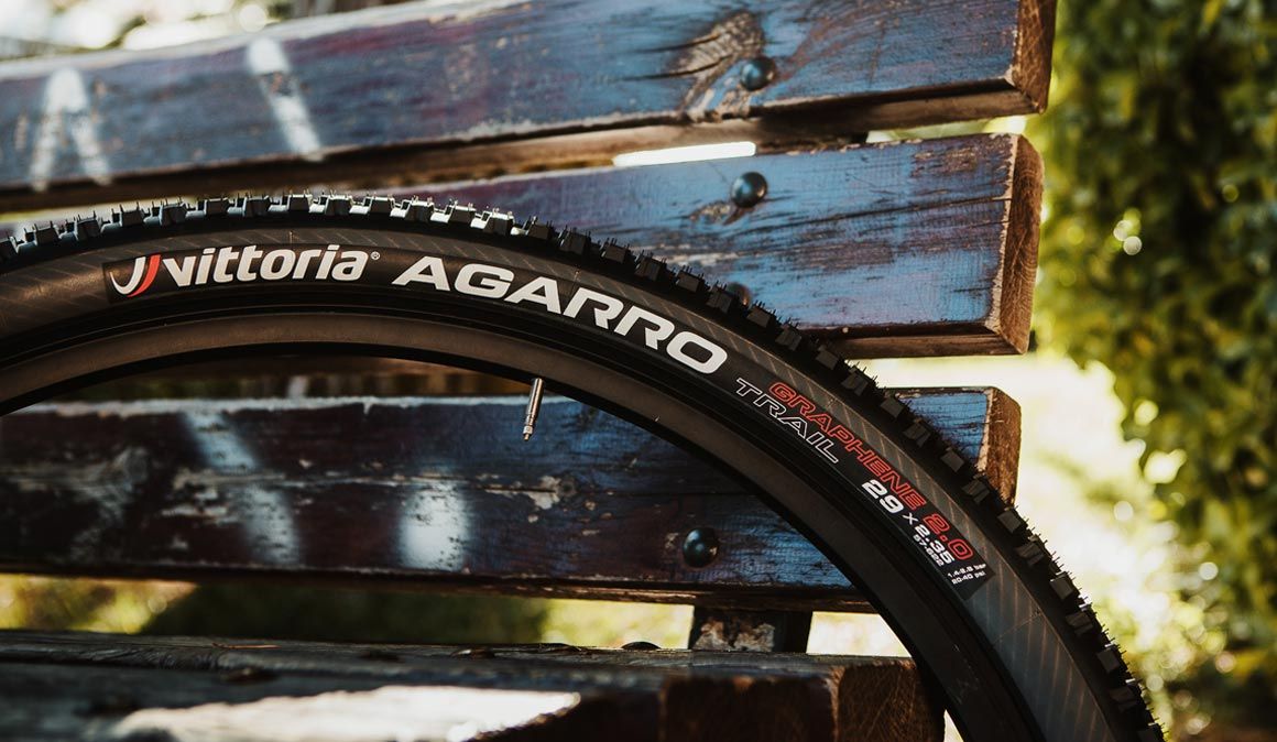 Agarro, el nombre de este neumático lo dice todo