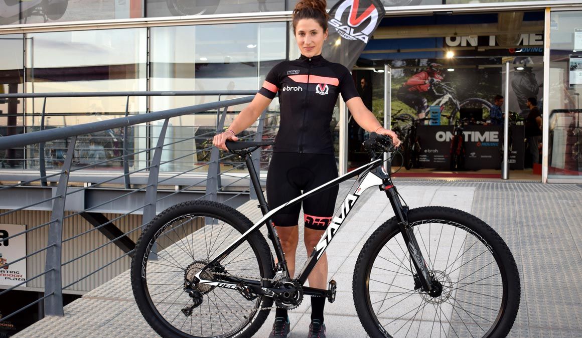 Ainara Elbusto ficha por Sava Ebroh