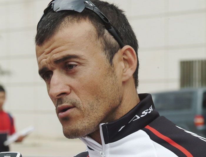 LUIS ENRIQUE ES BAJA EN LA TITAN DESERT