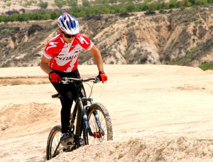 HÉCTOR FAUBEL RENUEVA CON SPECIALIZED