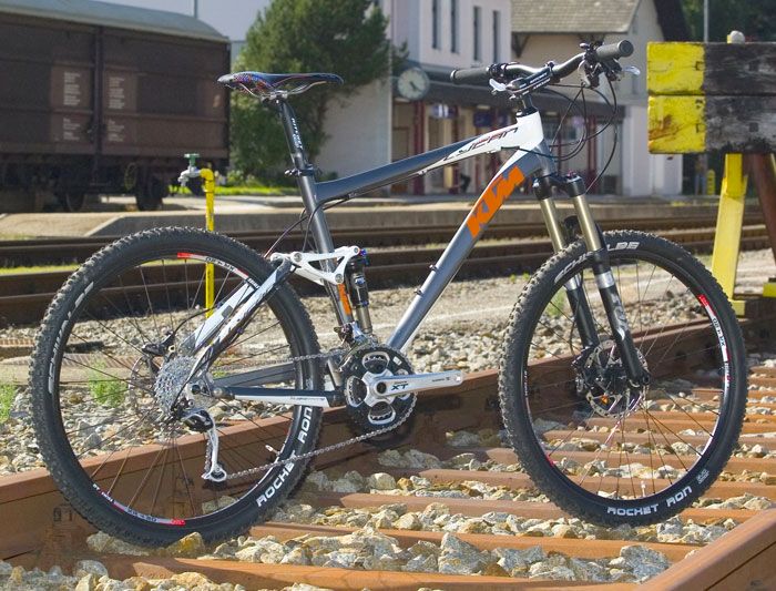 NUEVAS KTM MYROON Y LYCON 2009