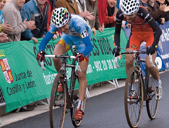 RUIZ DE LARRINAGA Y GAMONAL CAMPEONES RUIZ DE LARRINAGA Y GAMONAL CAMPEONES