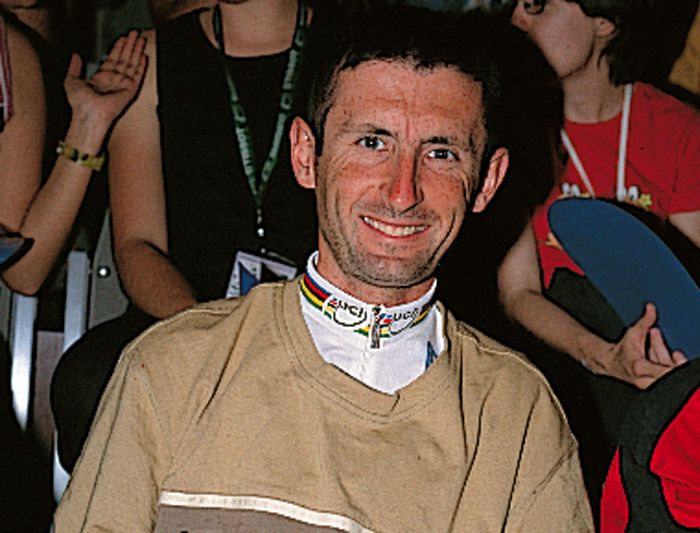 SE SUICIDA CRISTOPHE DUPOUEY