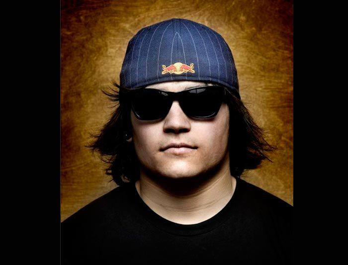 ANDREU LACONDEGUY CON OAKLEY