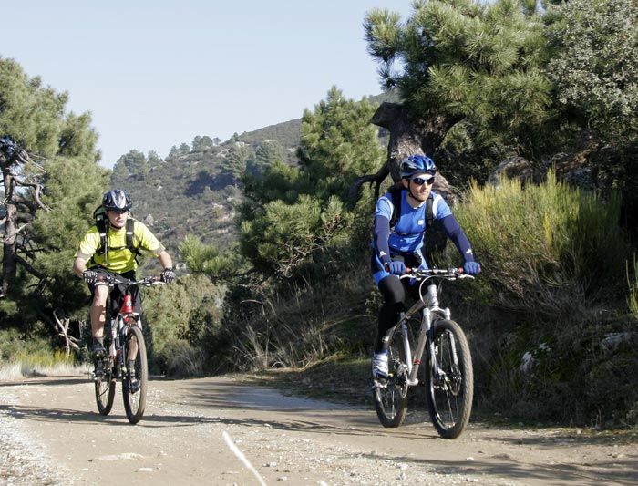 FIN DE SEMANA DE MOUNTAIN BIKE EN ROBLEDO DE CHAVELA