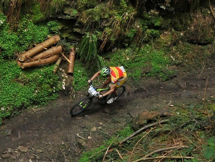 HERMIDA GANA EN HOUFFALIZE 