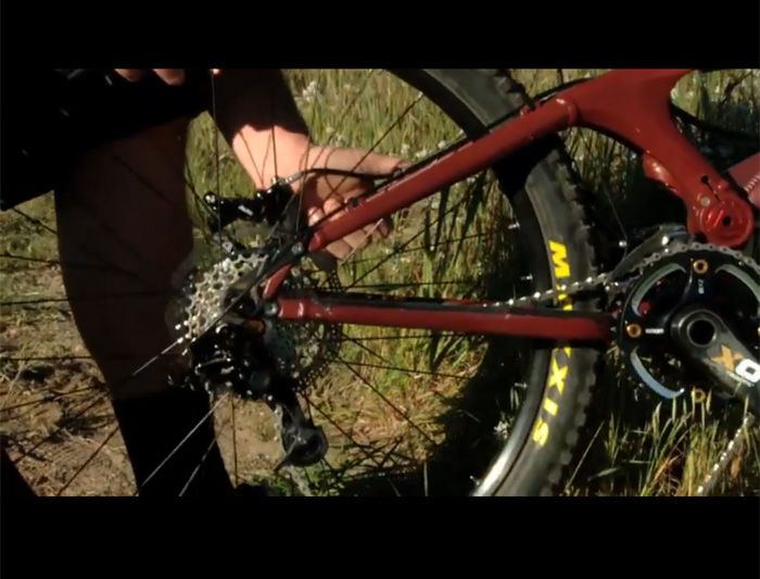 SRAM PRESENTA EL CAGE LOCK
