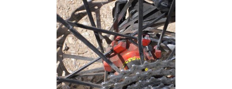 Arreglar la cabecilla del radio en un buje Mavik
