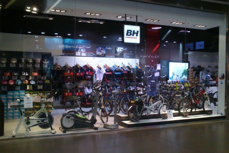 BH abre una nueva Concept Store