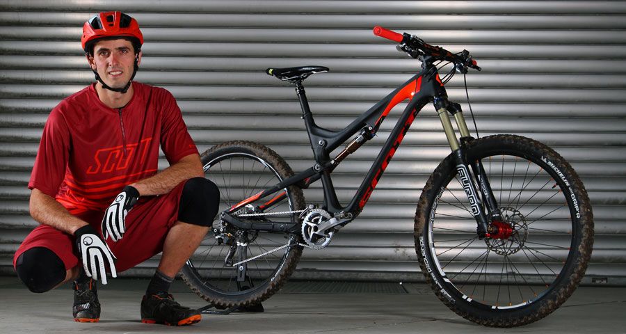 Remy Absalon ficha por Scott