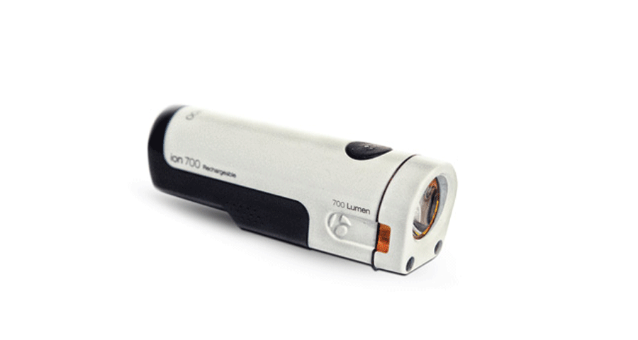 Luz Ion 700 Usb: Ilumina el camino. En cualquier momento