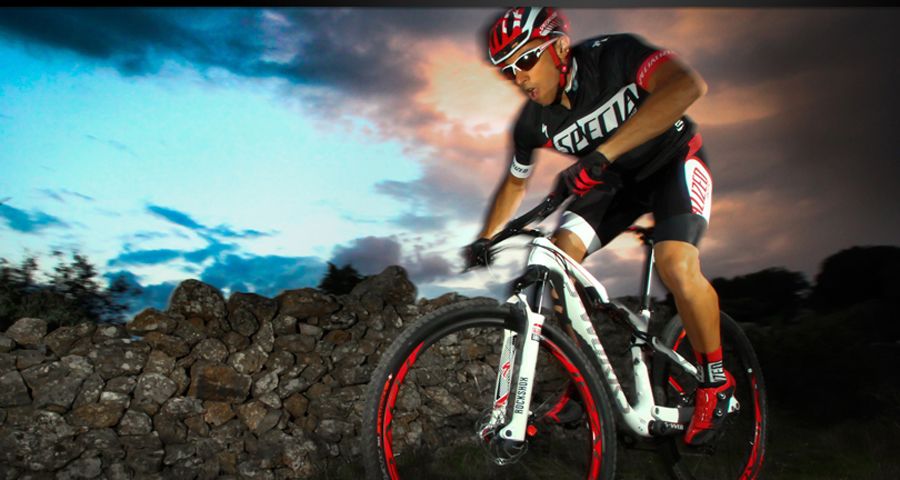 Rubén Ruzafa renueva con Specialized