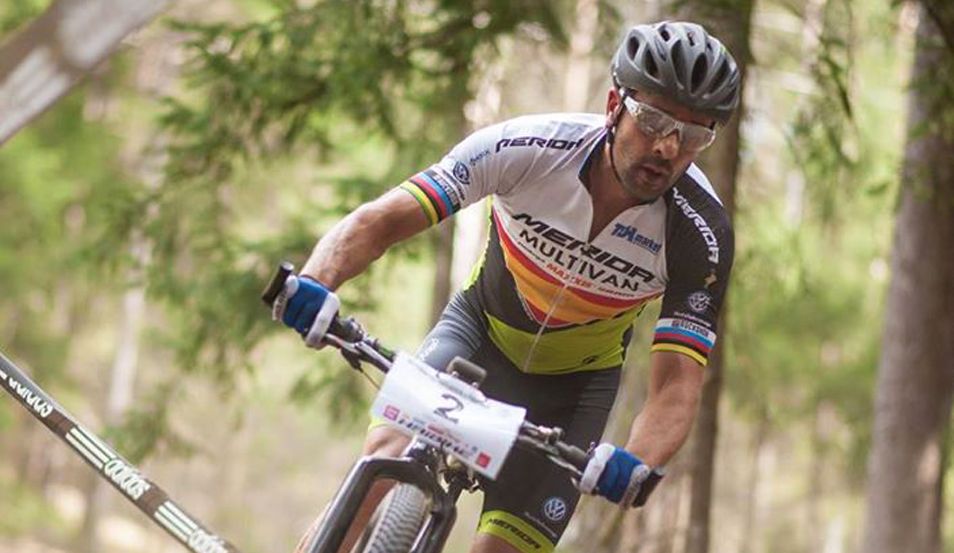 Hermida deja las competiciones hasta clarificar un posible problema pulmonar