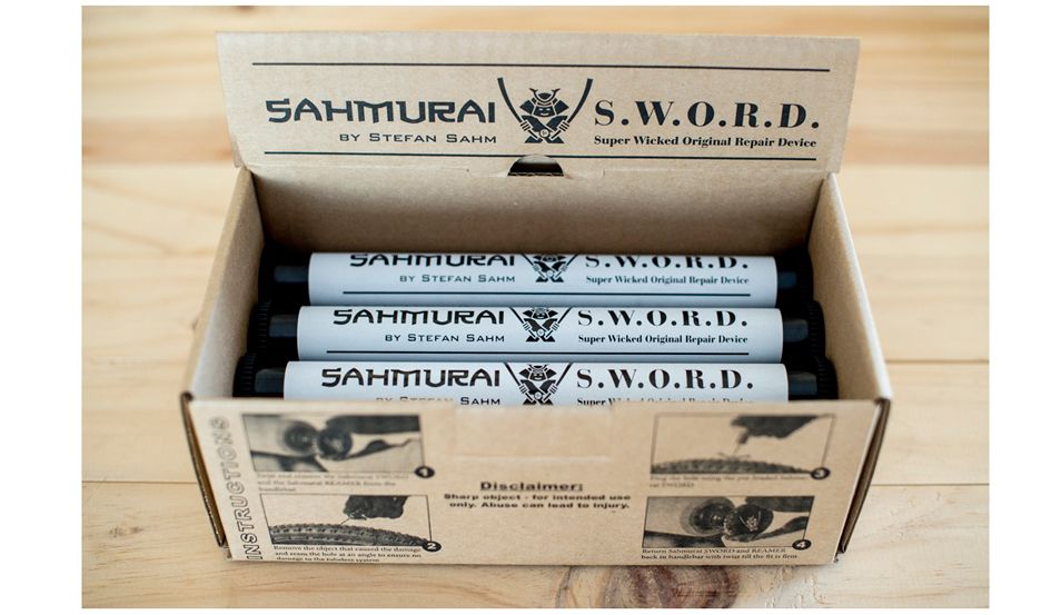 Kit reparador Espada de Samurai que usa Hermida en las carreras