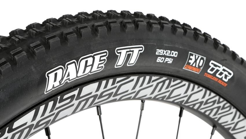Maxxis presenta su nueva Race TT