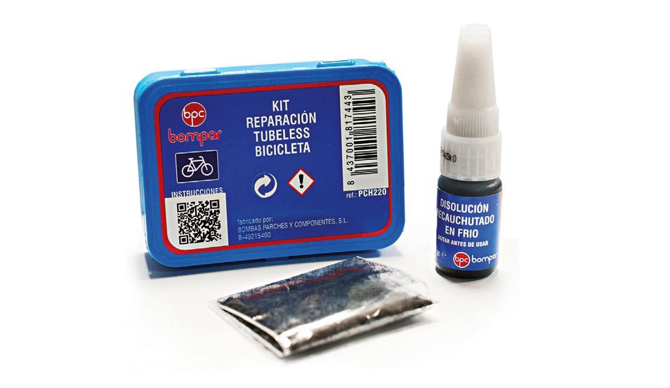 Reparar un neumático con cortes
