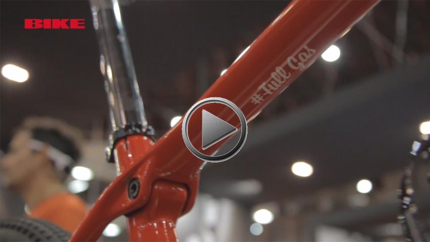 Vídeo: Sergio Mantecón nos presenta la nueva Trek Pro Caliber desde Unibike