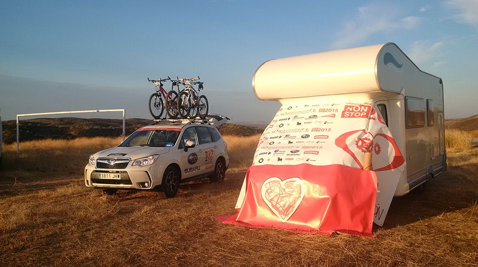 La aventura Madrid-Lisboa contada desde dentro por los miembros del “Pedaleo con Corazón”